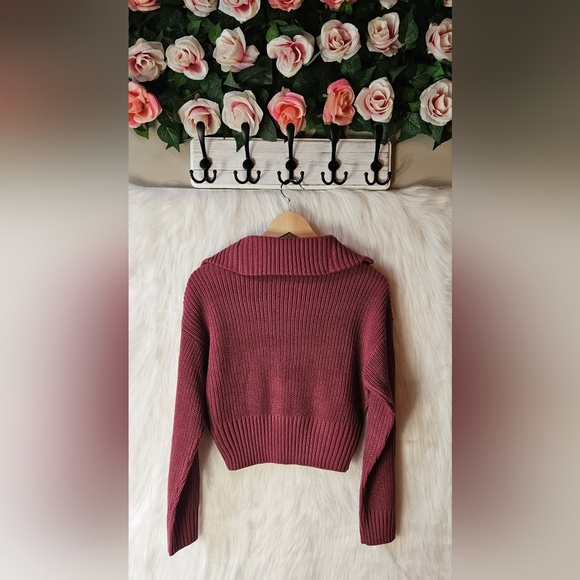 Urban Heritage Cowl Neck Cropped Knit 3/4 Zip Pullover Sweater (NWOT) - Picture 3 of 7